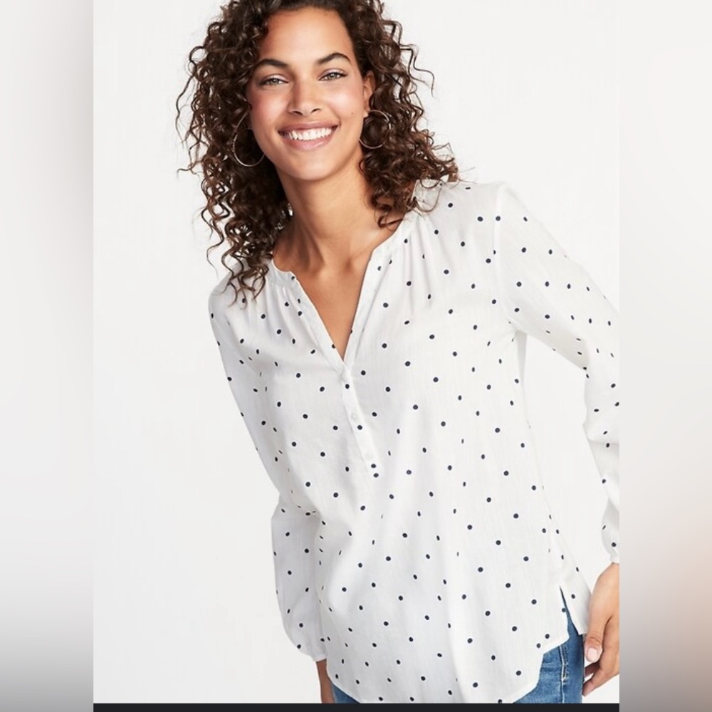 Old Navy Women’s White & Black Polka Dot Popover Split V-Neck Blouse Size L